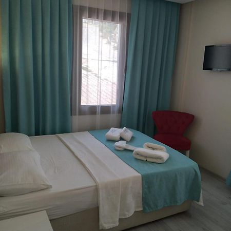 Mavi Liman Otel Çeşme Luaran gambar
